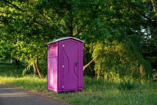 Best Portable toilet rental cost  in Evansville, WI